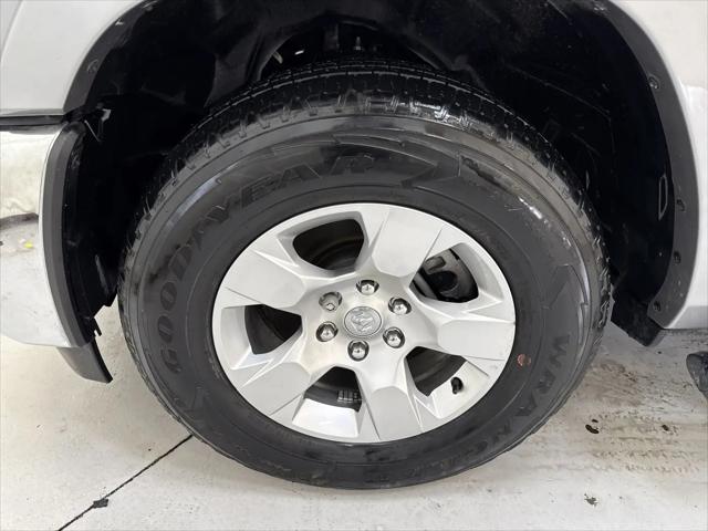 2025 Ram 1500 Big Horn Crew Cab 4x4 5'7" Box