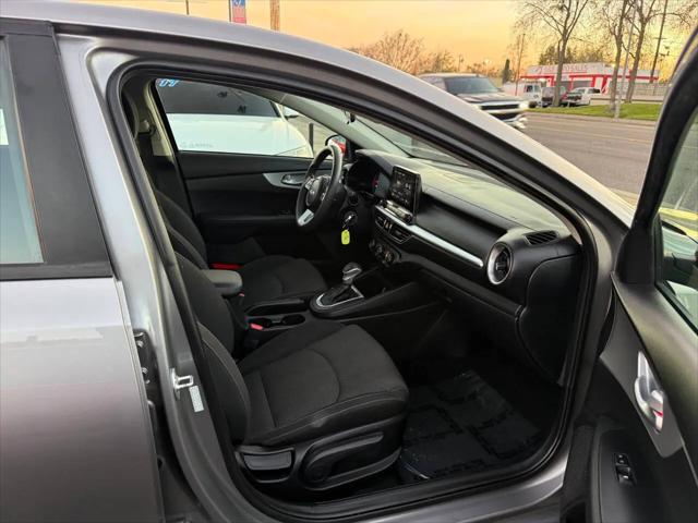 2023 Kia Forte LXS