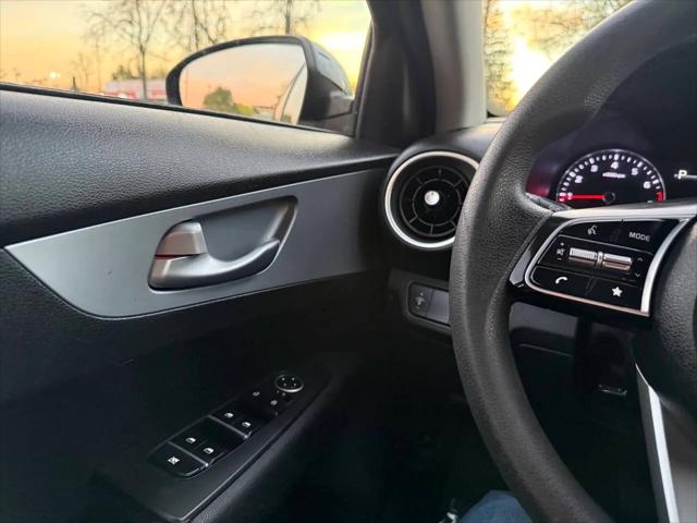 2023 Kia Forte LXS
