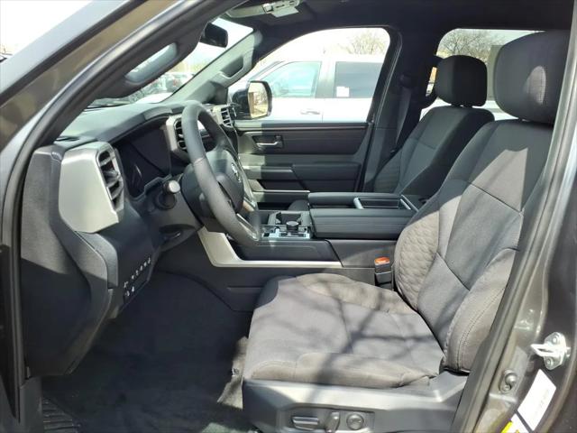 2026 Toyota Tundra SR5 CrewMax 5.5' Bed