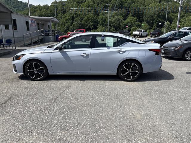 2024 Nissan Altima SR FWD