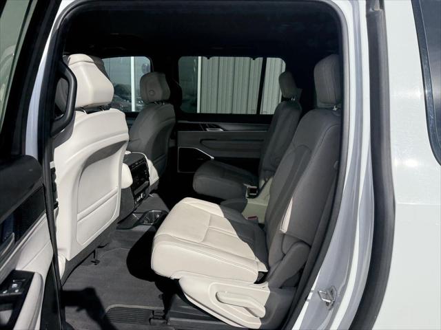 2025 Jeep Wagoneer Series III 4x4