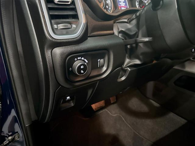 2024 Ram 1500 Big Horn Crew Cab 4x4 5'7" Box