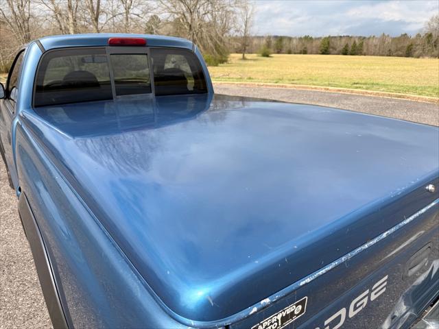 2002 Dodge Dakota SXT 2WD
