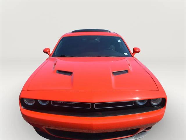 2015 Dodge Challenger SXT