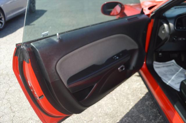 2015 Dodge Challenger SXT