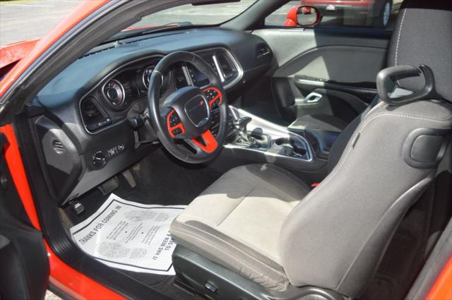 2015 Dodge Challenger SXT
