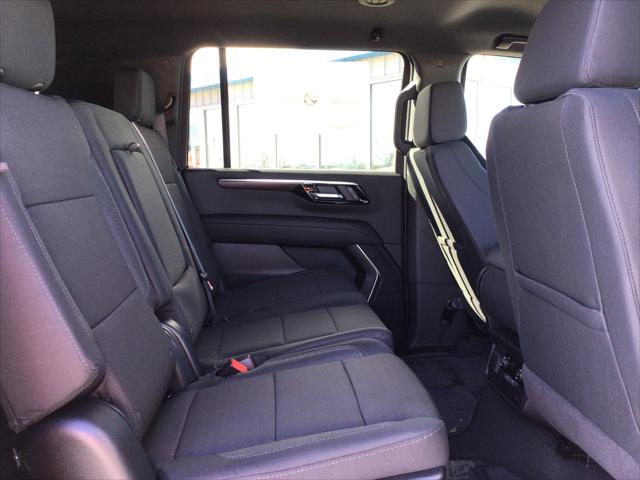 2026 Chevrolet Suburban LS, 4WD