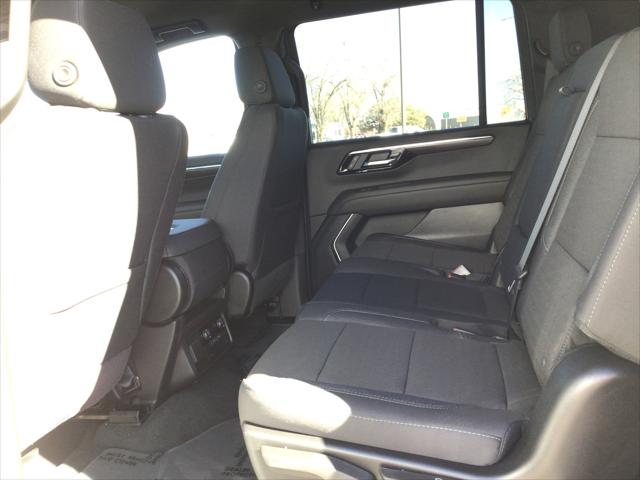 2026 Chevrolet Suburban LS, 4WD