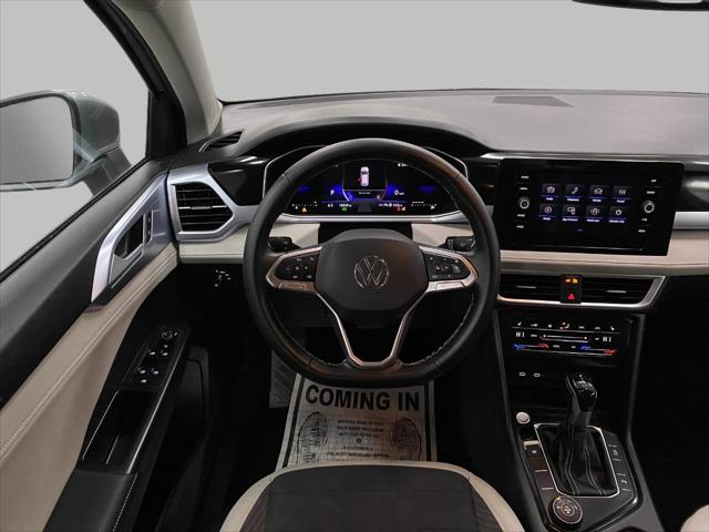 2025 Volkswagen Taos 1.5T SE