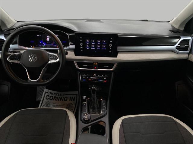 2025 Volkswagen Taos 1.5T SE