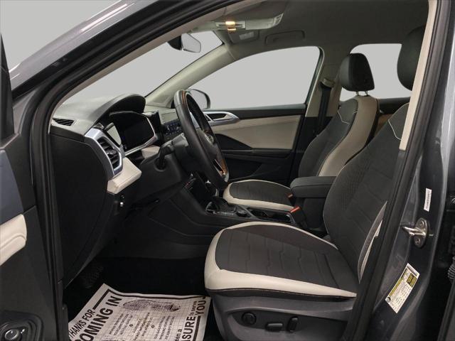 2025 Volkswagen Taos 1.5T SE