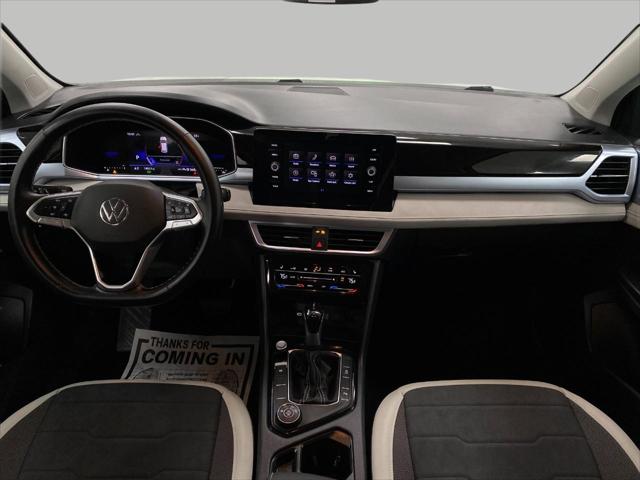 2025 Volkswagen Taos 1.5T SE