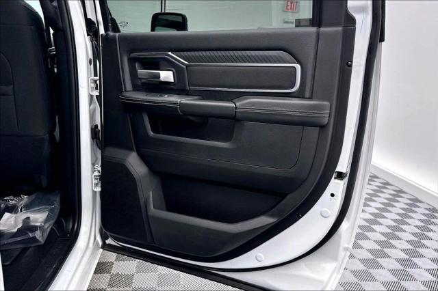 2026 Ram 2500 Big Horn Crew Cab 4x4 64 Box