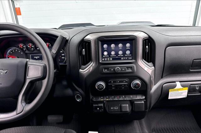 2026 Chevrolet Silverado 1500 4WD Crew Cab Short Bed Custom Trail Boss