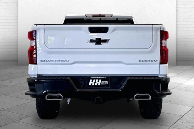 2026 Chevrolet Silverado 1500 4WD Crew Cab Short Bed Custom Trail Boss
