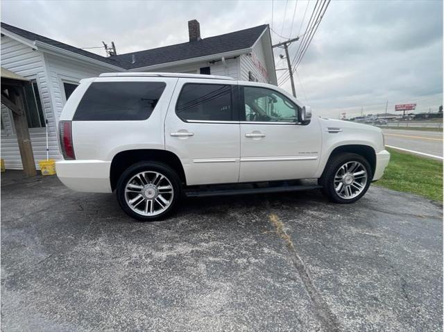 2012 Cadillac Escalade Premium