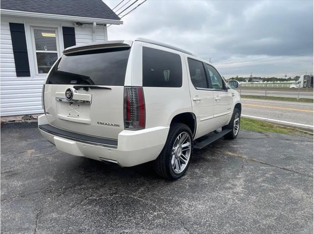 2012 Cadillac Escalade Premium
