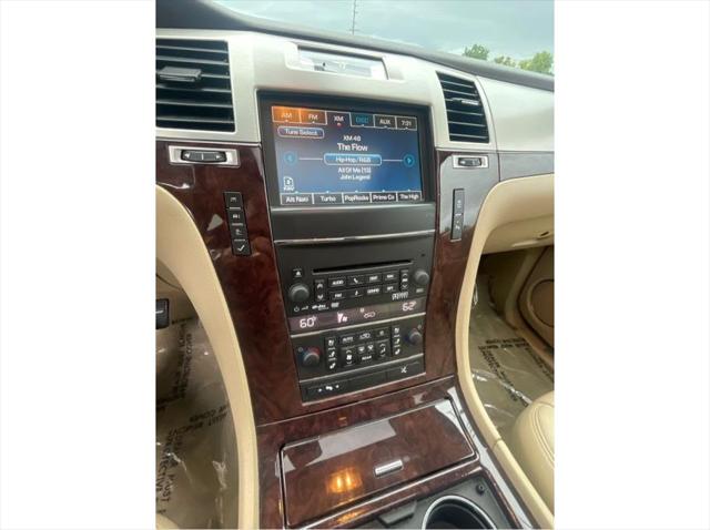 2012 Cadillac Escalade Premium