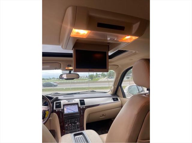 2012 Cadillac Escalade Premium