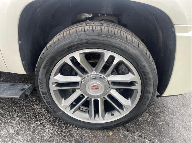 2012 Cadillac Escalade Premium