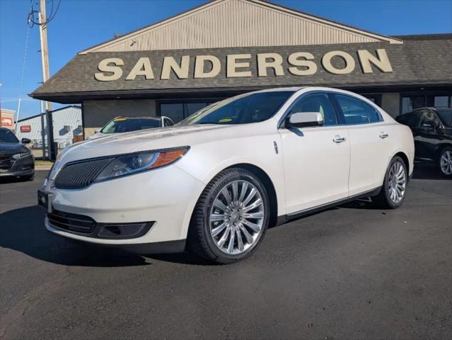 2016 Lincoln MKS Base for sale in Auburn, IN