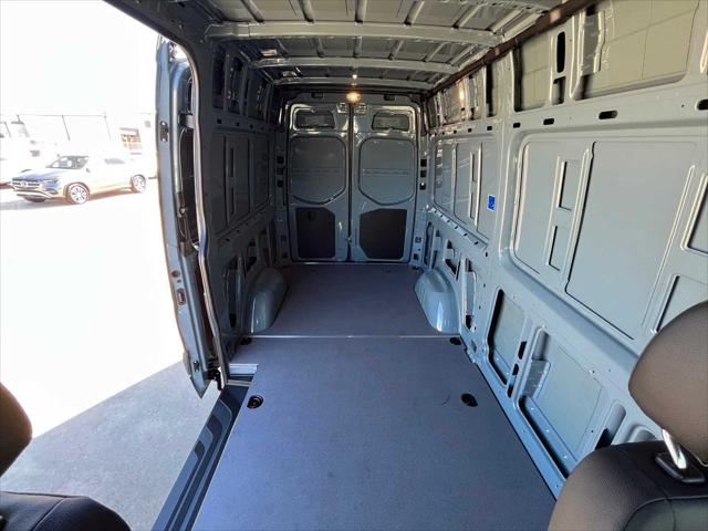 2026 Mercedes-Benz Sprinter 2500 2500 Standard Roof I4 Diesel HO 144 RWD