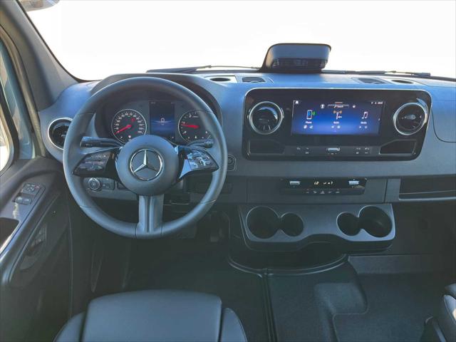 2026 Mercedes-Benz Sprinter 2500 2500 Standard Roof I4 Diesel HO 144 RWD