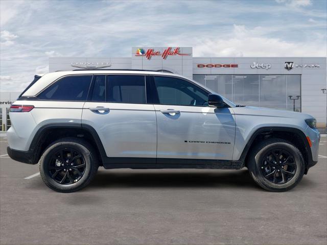 2026 Jeep Grand Cherokee Altitude 4x2