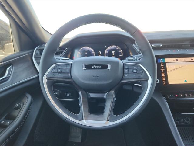 2026 Jeep Grand Cherokee Altitude 4x2