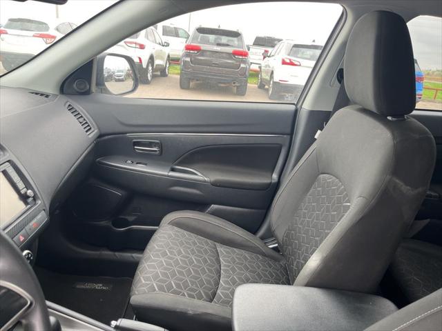 2023 Mitsubishi Outlander Sport Unknown