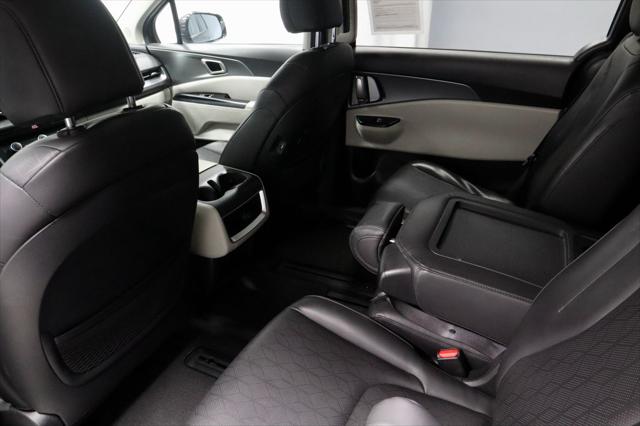 2024 Kia Carnival MPV LX Seat Package