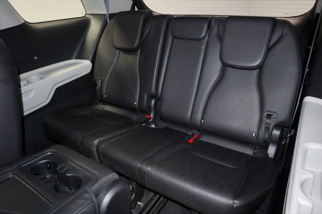 2024 Kia Carnival MPV LX Seat Package