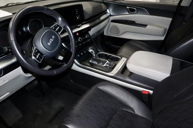 2024 Kia Carnival MPV LX Seat Package