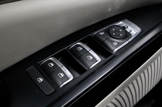 2024 Kia Carnival MPV LX Seat Package