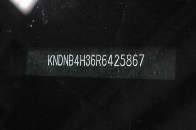 2024 Kia Carnival MPV LX Seat Package