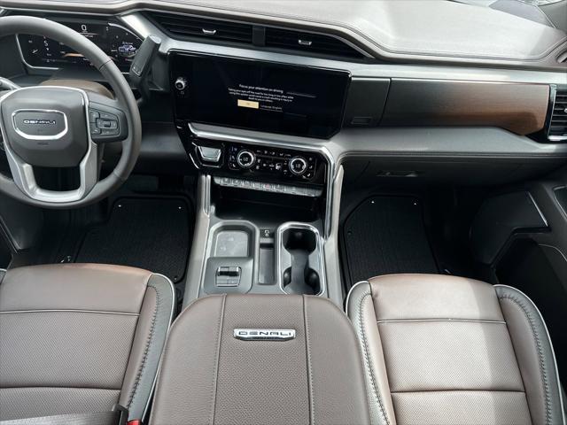 2026 GMC Sierra 2500HD Crew Cab, Standard Bed, Denali, 4WD