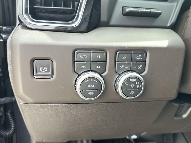 2026 GMC Sierra 2500HD Crew Cab, Standard Bed, Denali, 4WD
