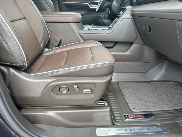 2026 GMC Sierra 2500HD Crew Cab, Standard Bed, Denali, 4WD