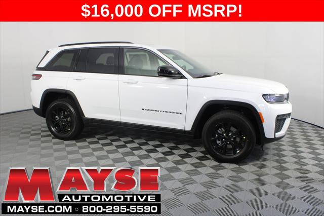 2026 Jeep Grand Cherokee Altitude 4x4 for sale in Aurora, MO