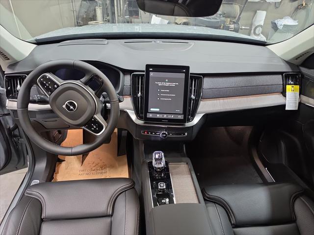 2026 Volvo XC90 Ultra, B6 AWD Gas (mild hybrid), Gasoline, Bright, 7 Seats