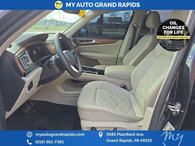 2024 Volkswagen Atlas 2.0T SE w/Technology