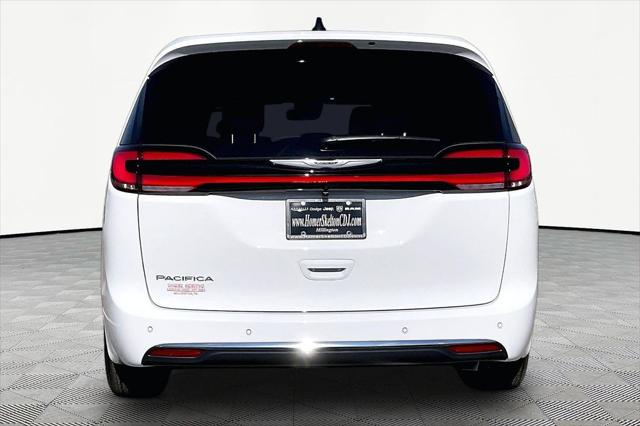 New 2026 Chrysler Pacifica For Sale in Millington, TN