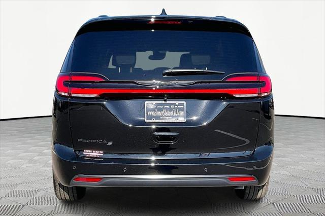New 2026 Chrysler Pacifica For Sale in Millington, TN
