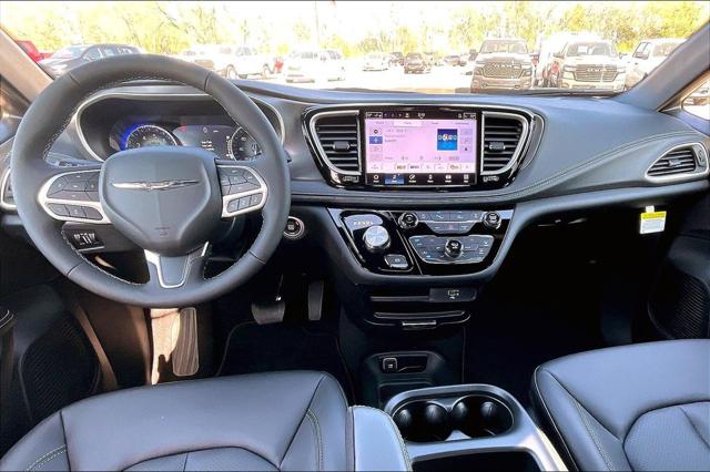 New 2026 Chrysler Pacifica For Sale in Millington, TN