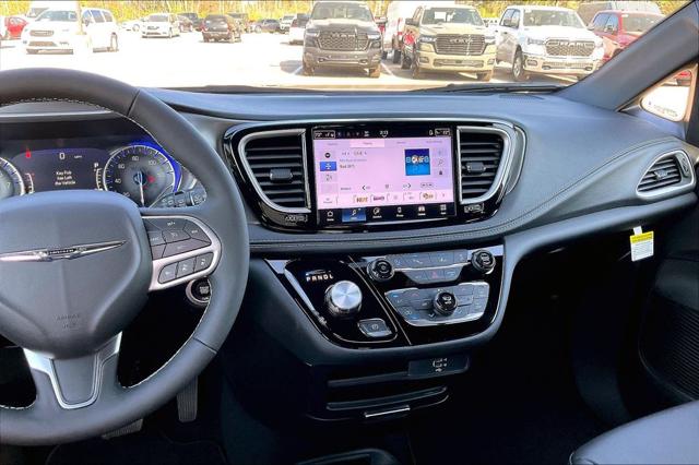 New 2026 Chrysler Pacifica For Sale in Millington, TN