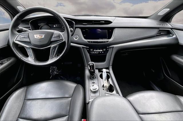 2022 Cadillac XT5 AWD Premium Luxury