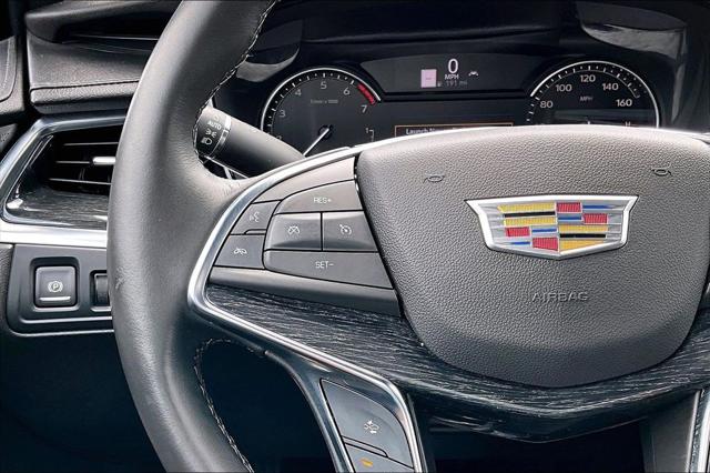 2022 Cadillac XT5 AWD Premium Luxury