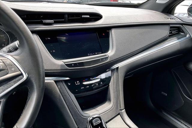 2022 Cadillac XT5 AWD Premium Luxury