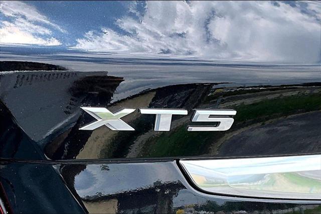 2022 Cadillac XT5 AWD Premium Luxury